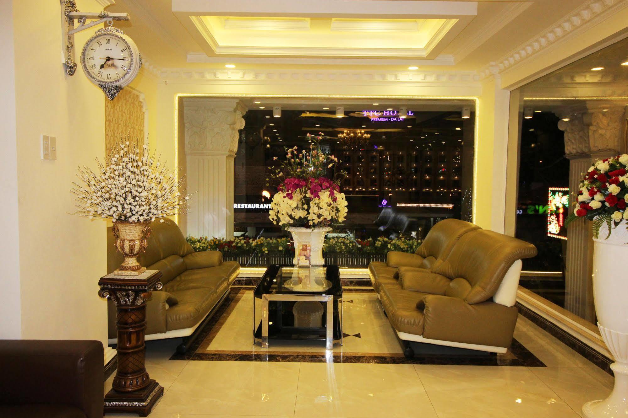 Royal Dalat Hotel Exterior foto